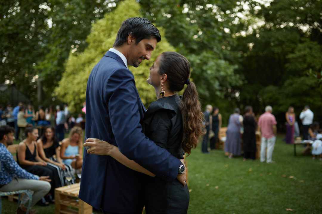 recepción boda, pareja complice