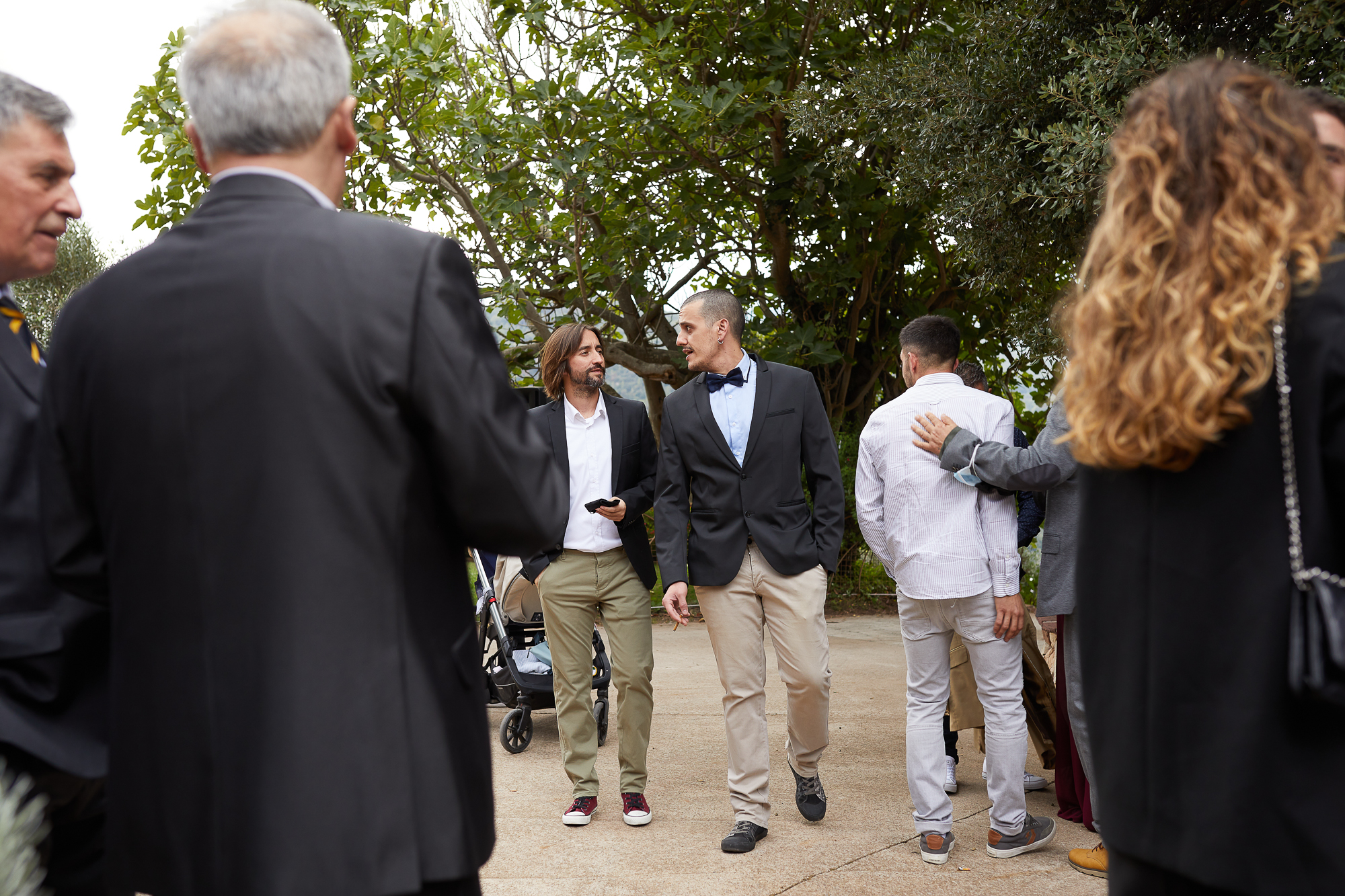invitados esperando para la ceremonia