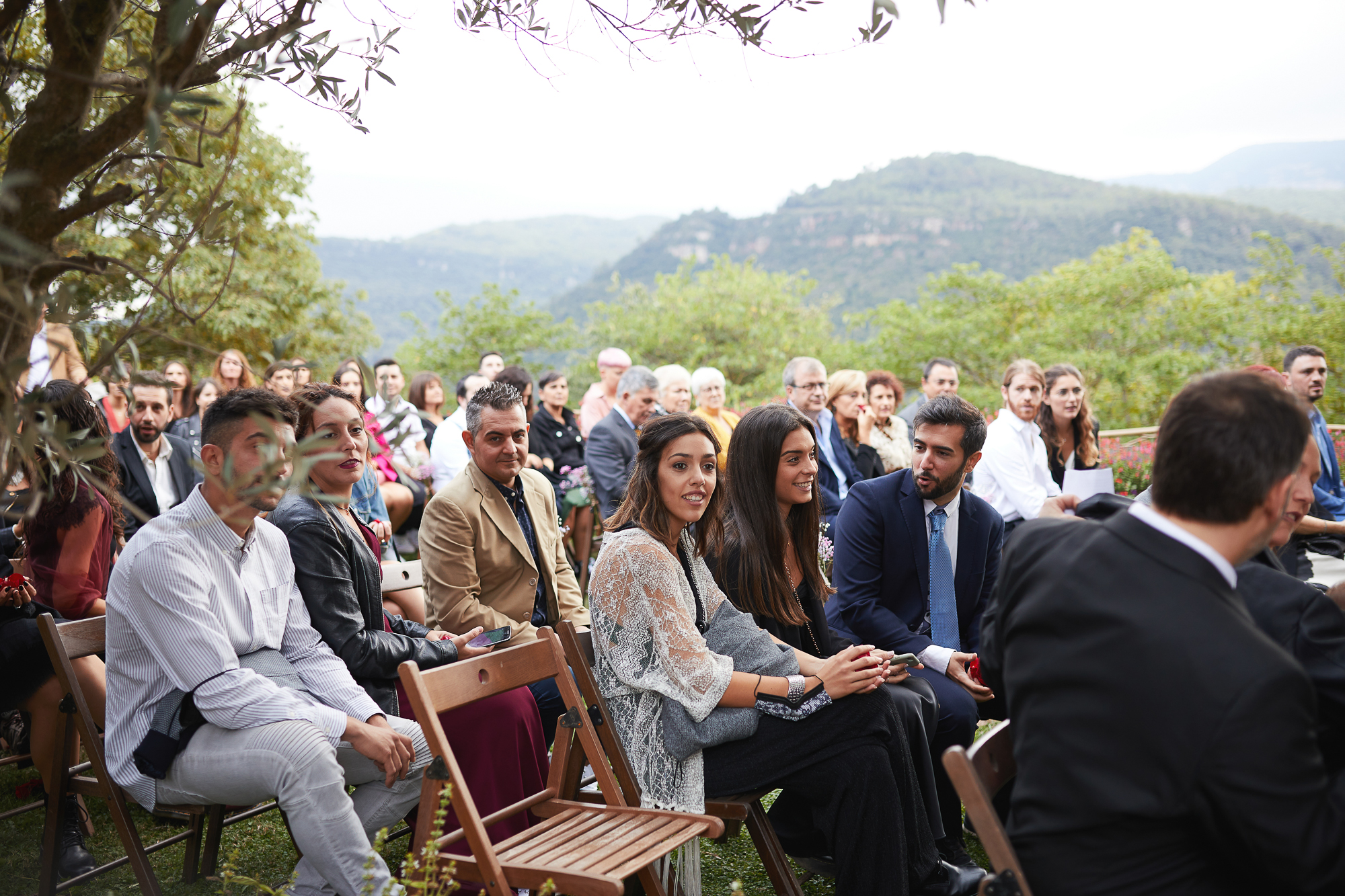 invitados en la ceremonia de bodas
