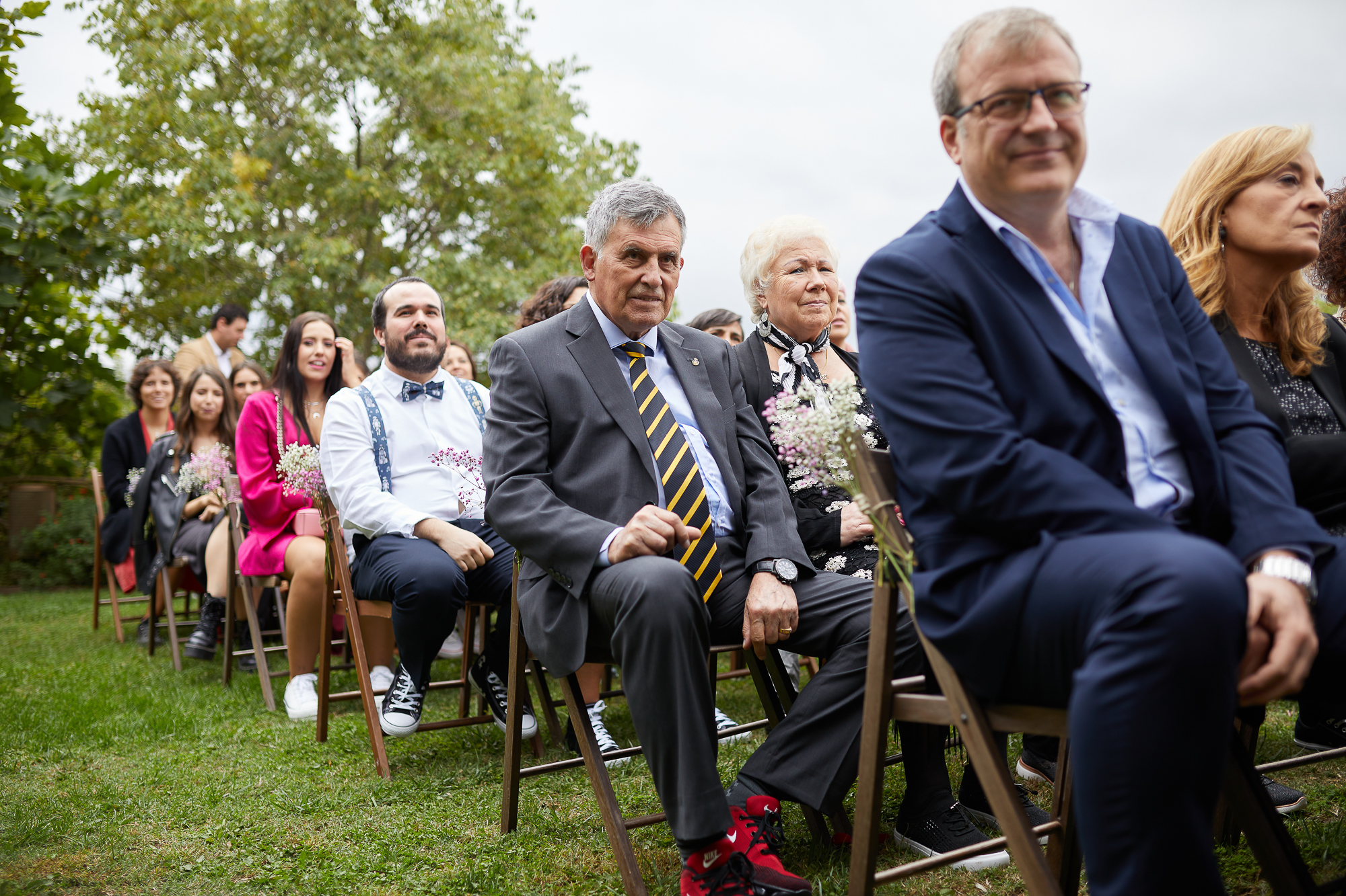 invitados en la ceremonia de bodas