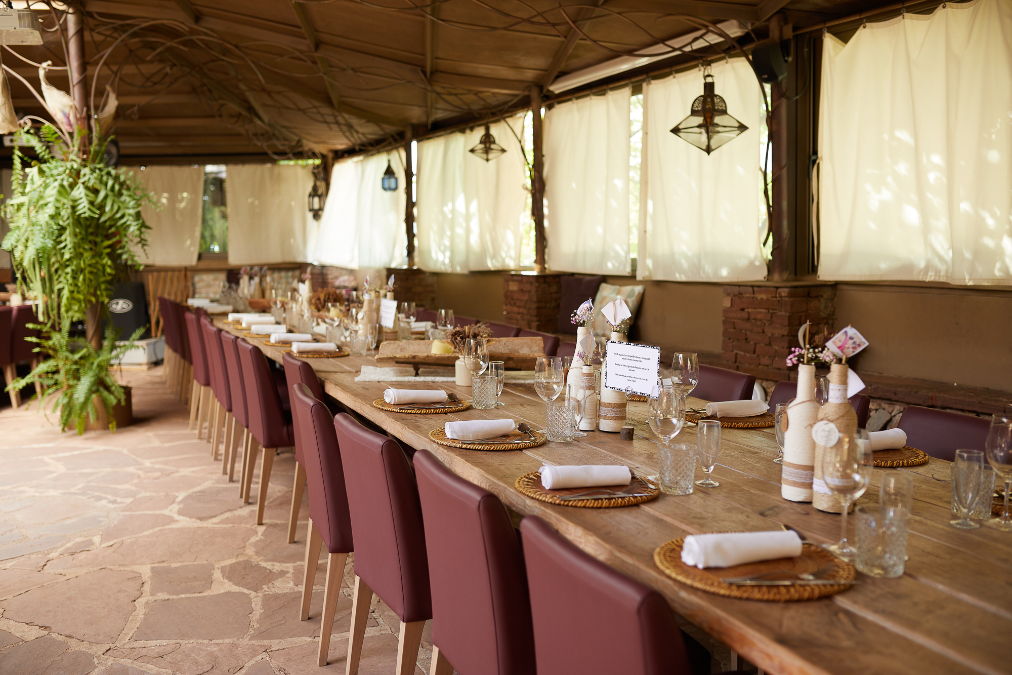 mesas del banquete de bodas