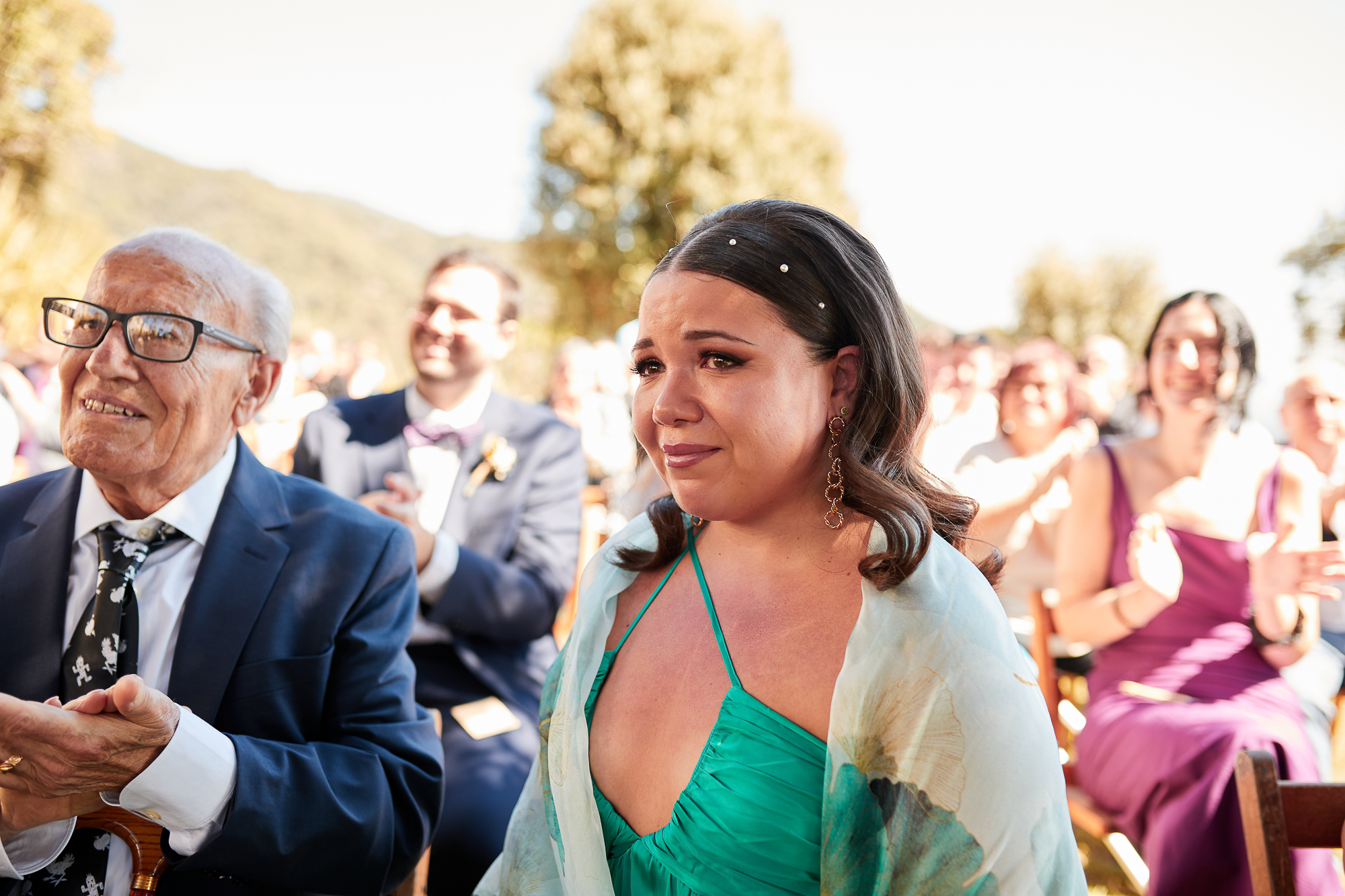 amiga llorando de emoción