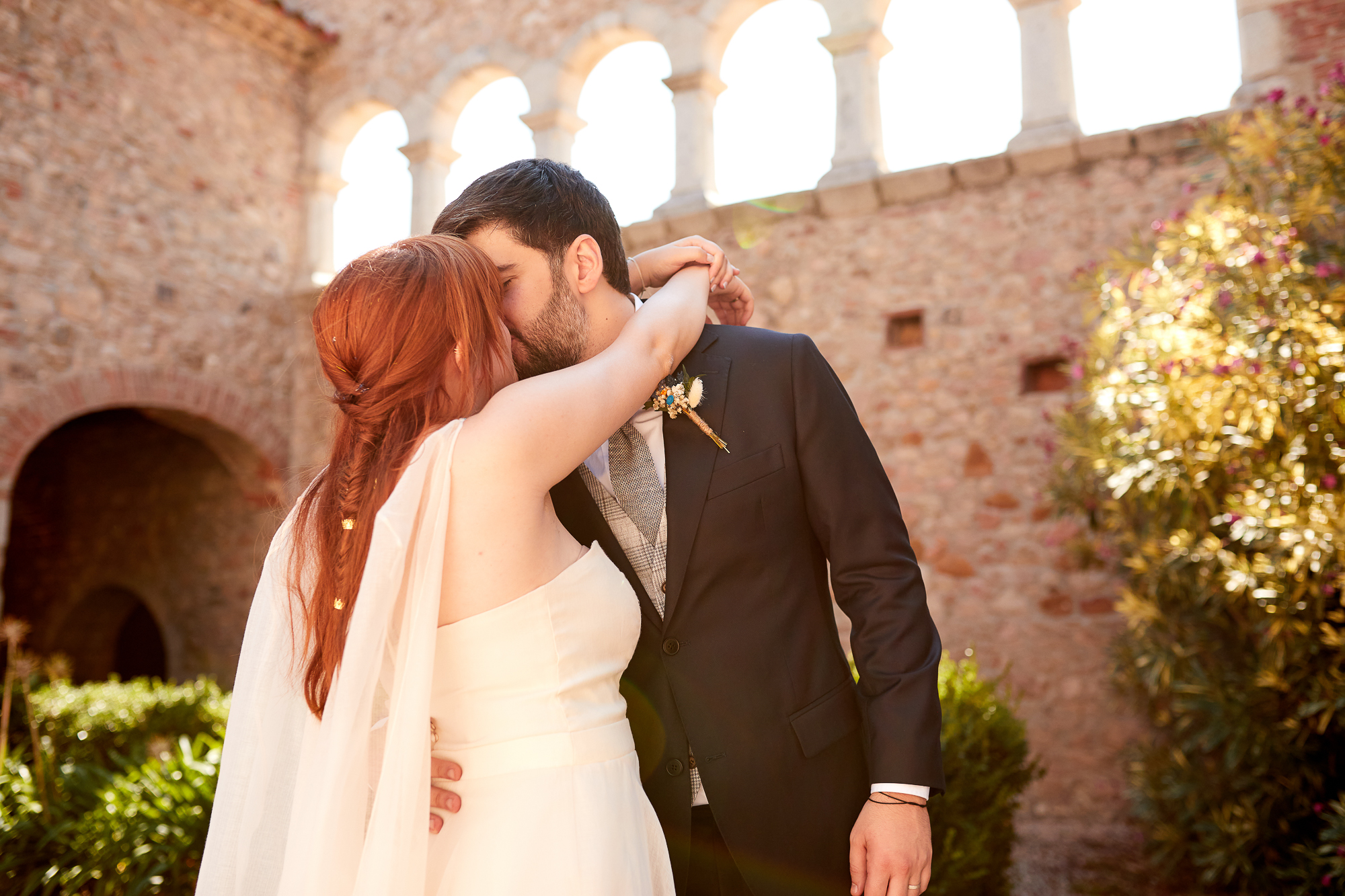 beso de los novios