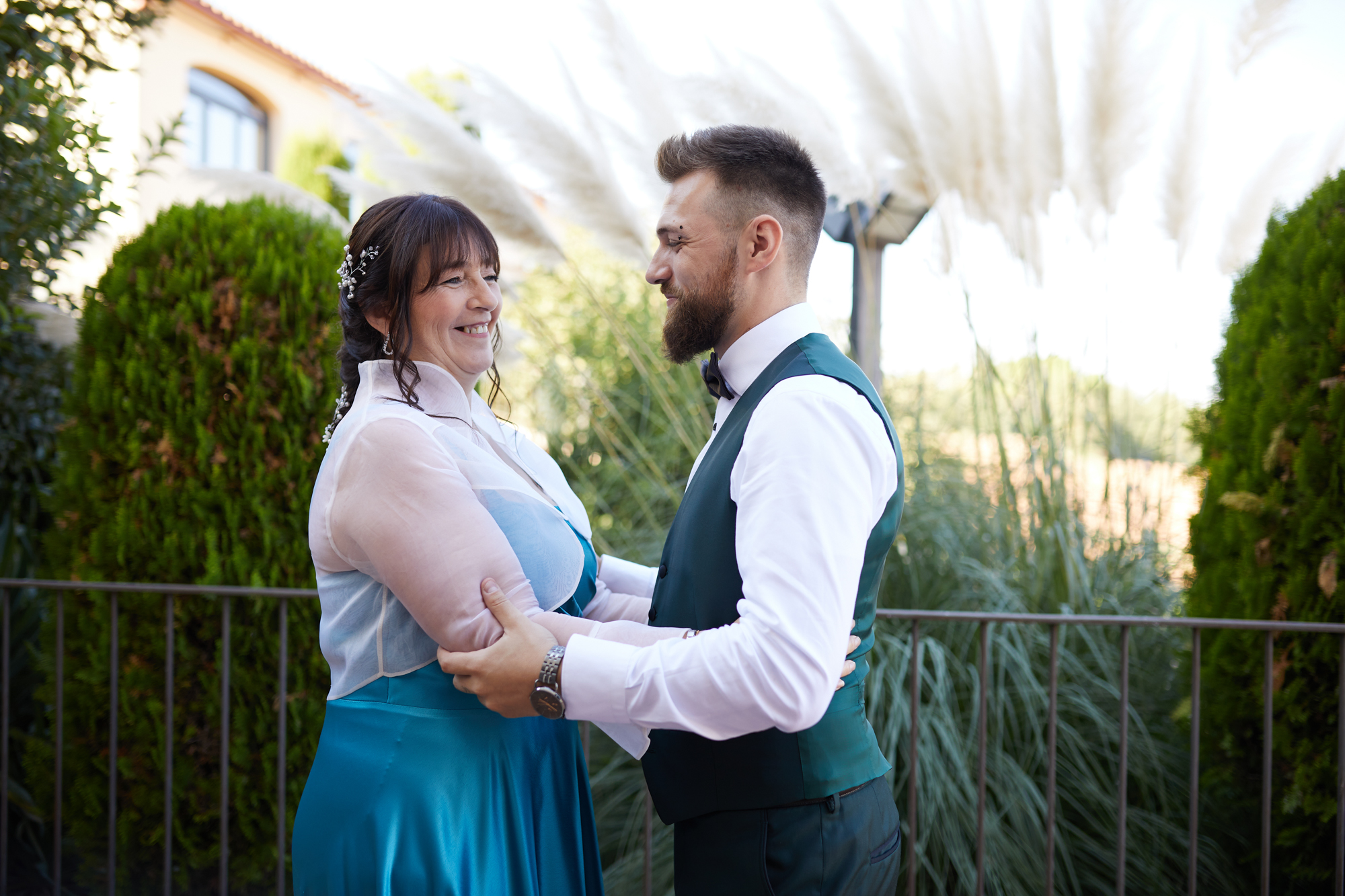 novio con su madre