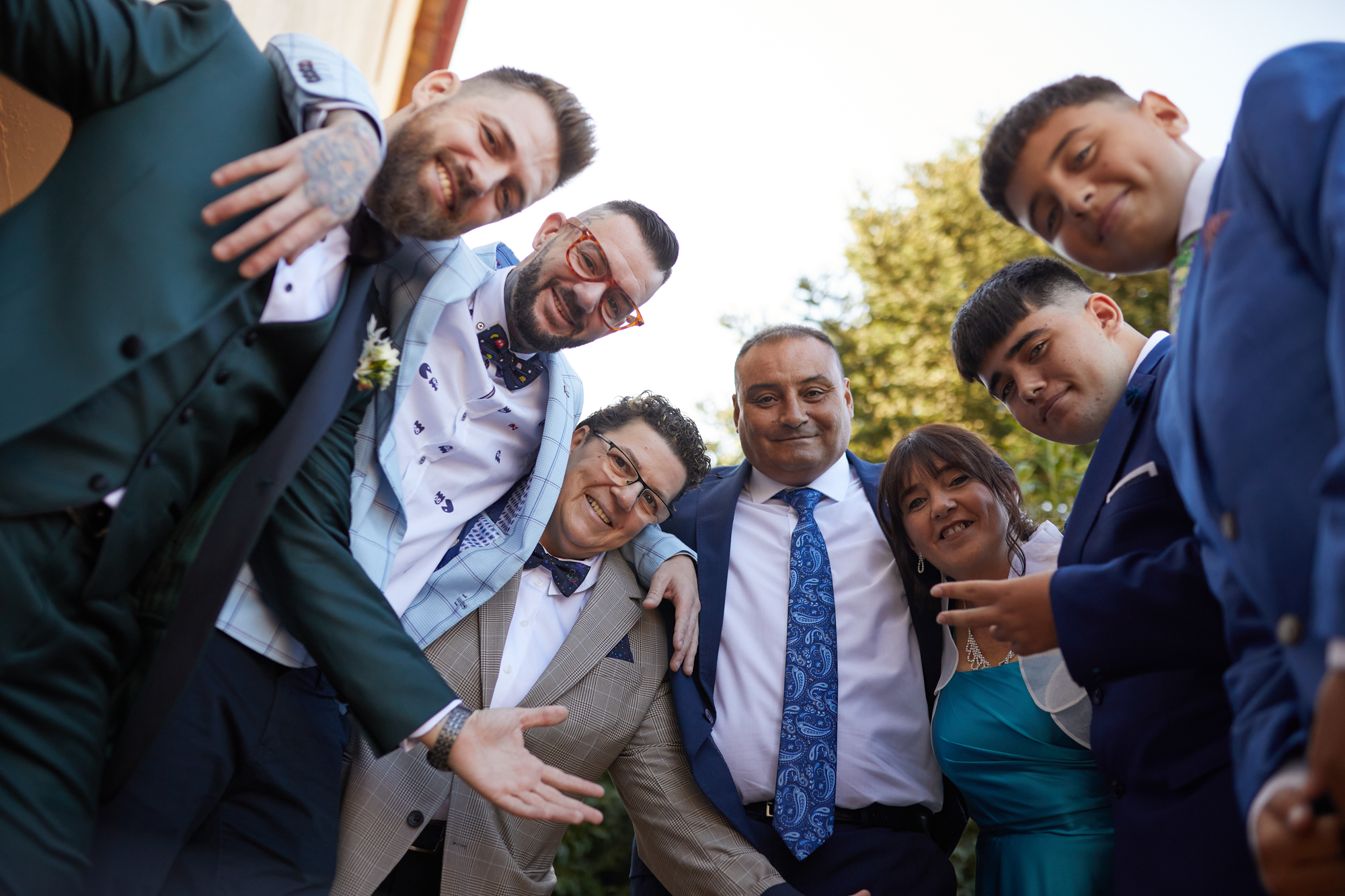 el novio con su familia