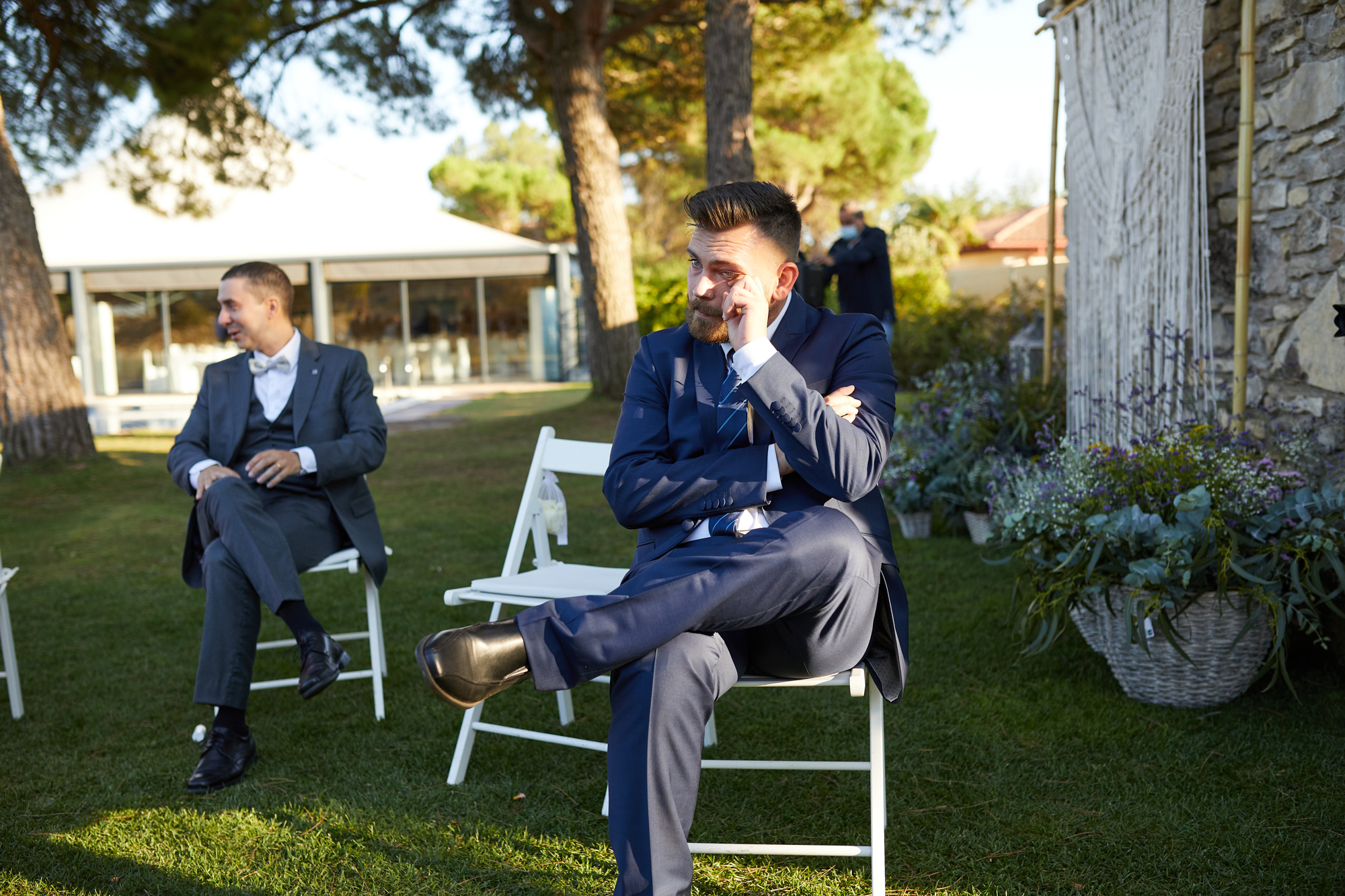 lagrimalla de un invitado de la boda