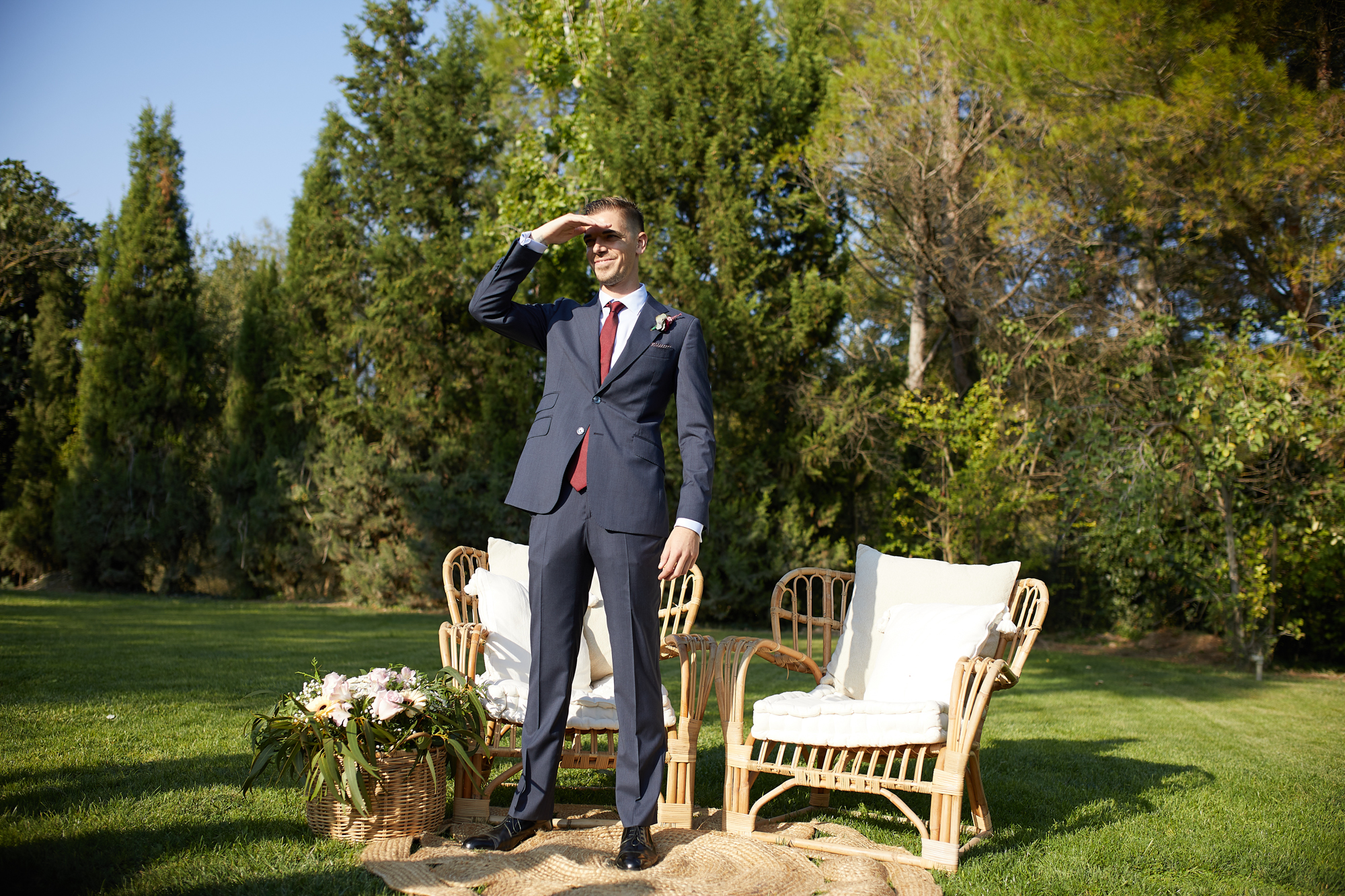 el novio buscando a la novia