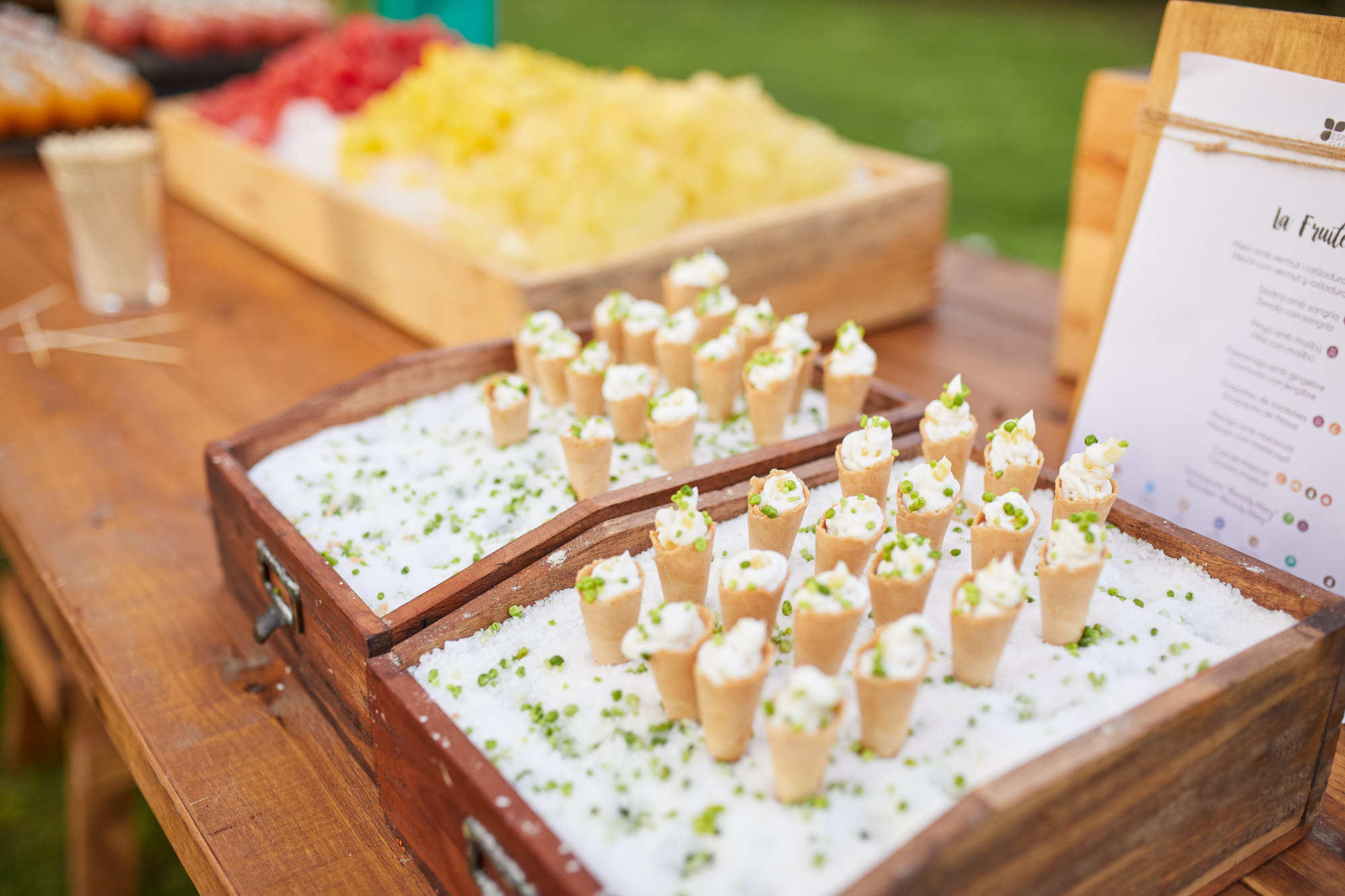 pastelillos catering banquete de bodas