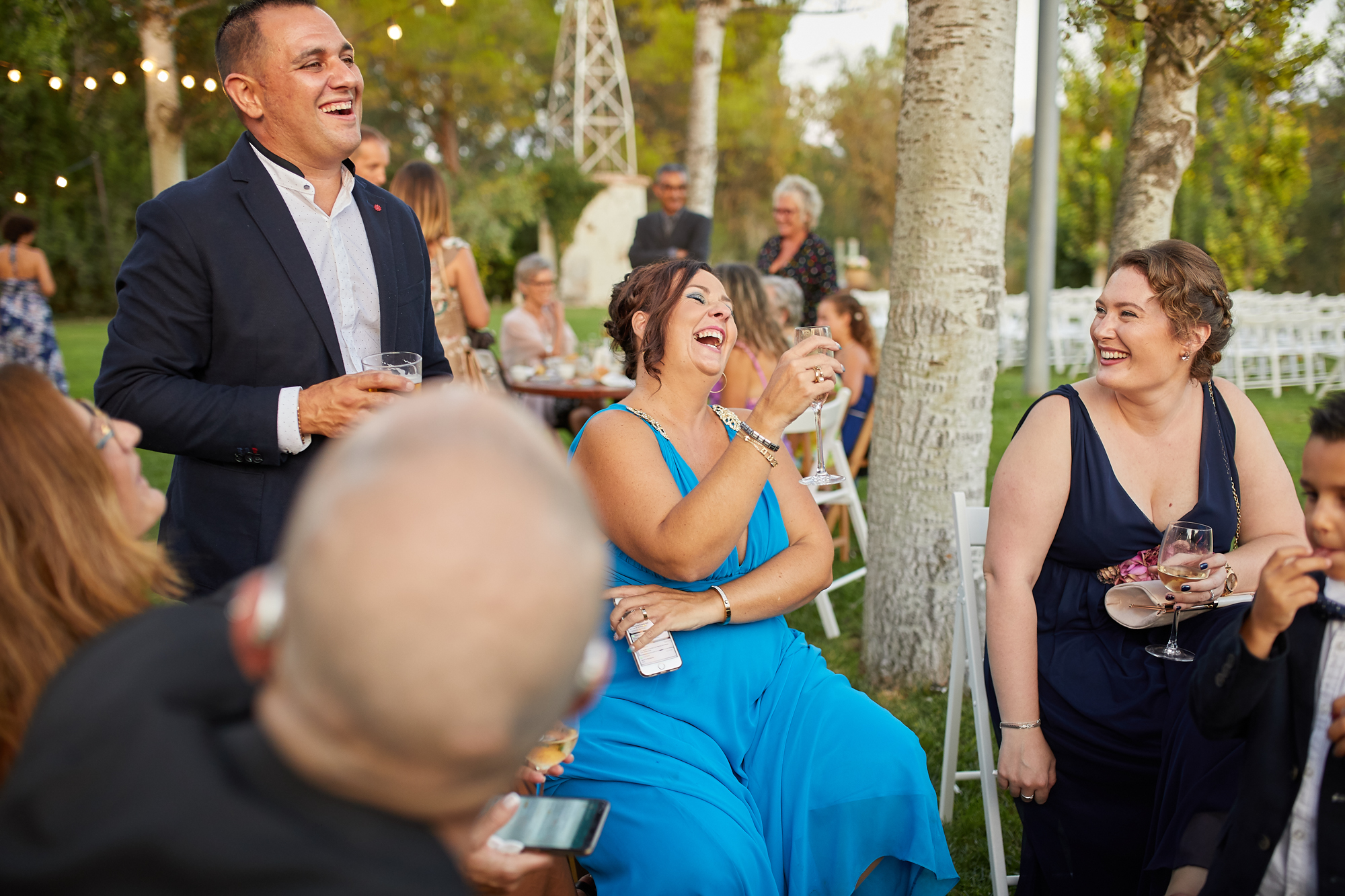 invitados a la fiesta de bodas